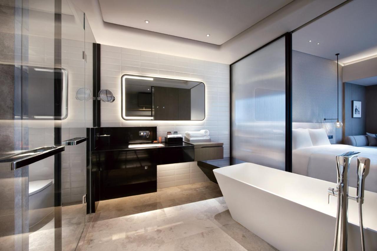Crowne Plaza Shenzhen World Exhibition And Convention Center, An Ihg Hotel Dış mekan fotoğraf