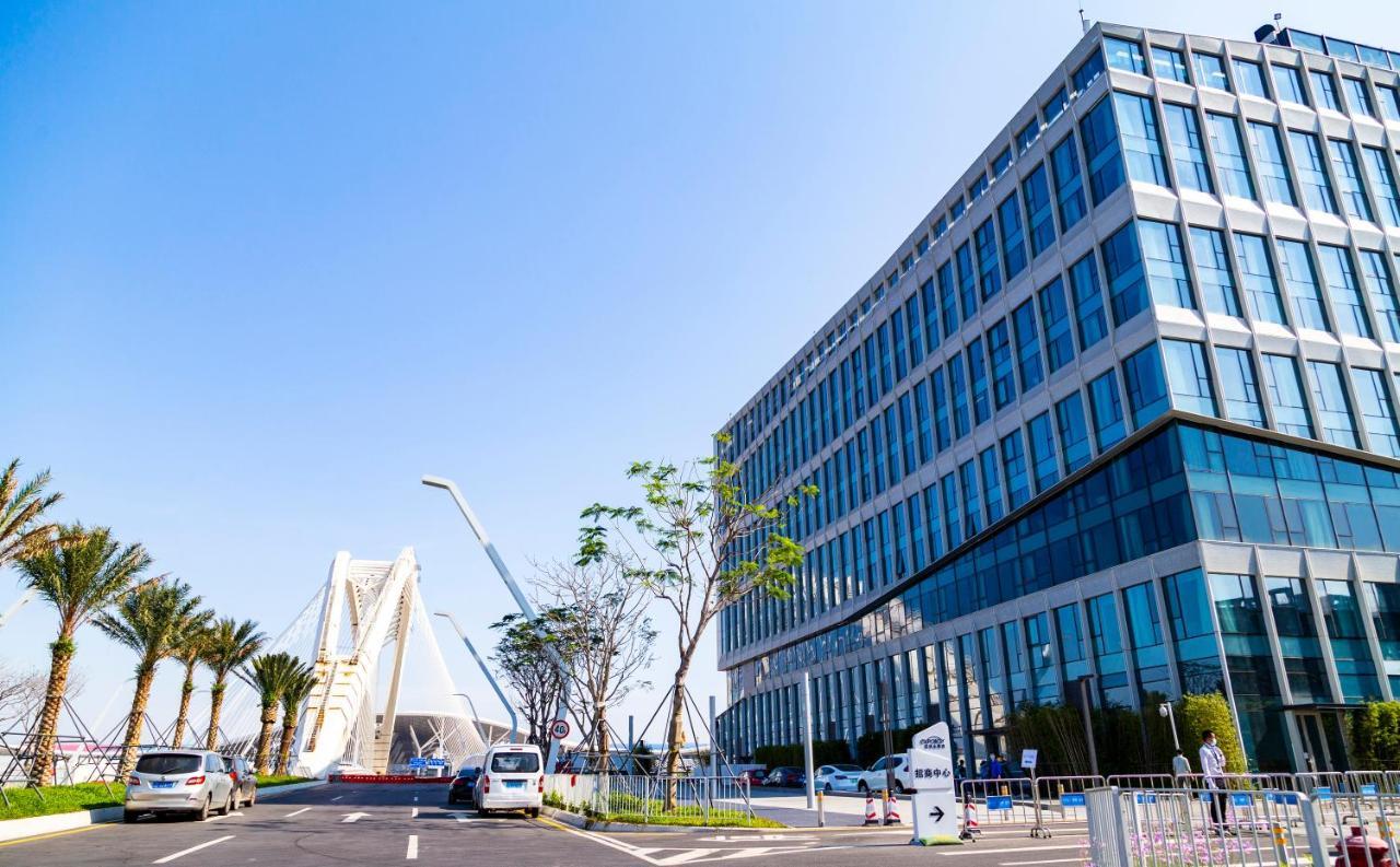 Crowne Plaza Shenzhen World Exhibition And Convention Center, An Ihg Hotel Dış mekan fotoğraf